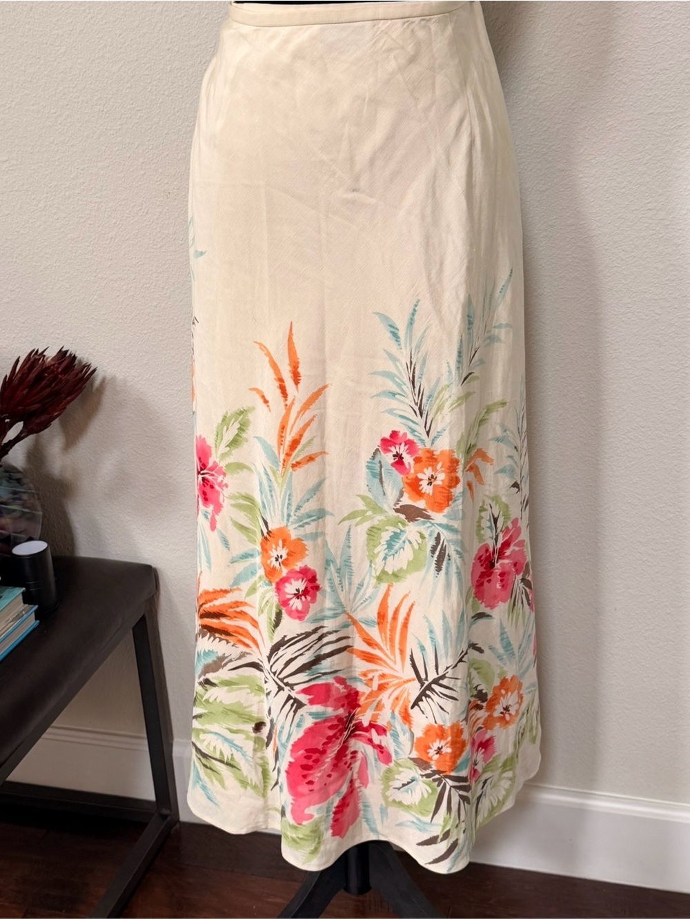 Talbots Cream Maxi Skirt with Tropical Floral Border - Picture 3 of 5